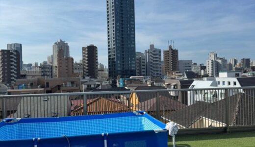 豊島区に新たな夏の体験を。クロスホーム高松Ⅱの屋上にプール設営、7月1日よりレンタル開始 ～3m×2mの循環ポンプ付きプールで、特別な夏を屋上で。ふるさと納税にも対応～